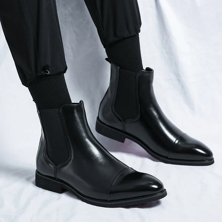 Veneto Chelsea Leather Boots