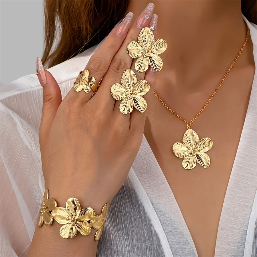Nara Luxe Jewelry Set
